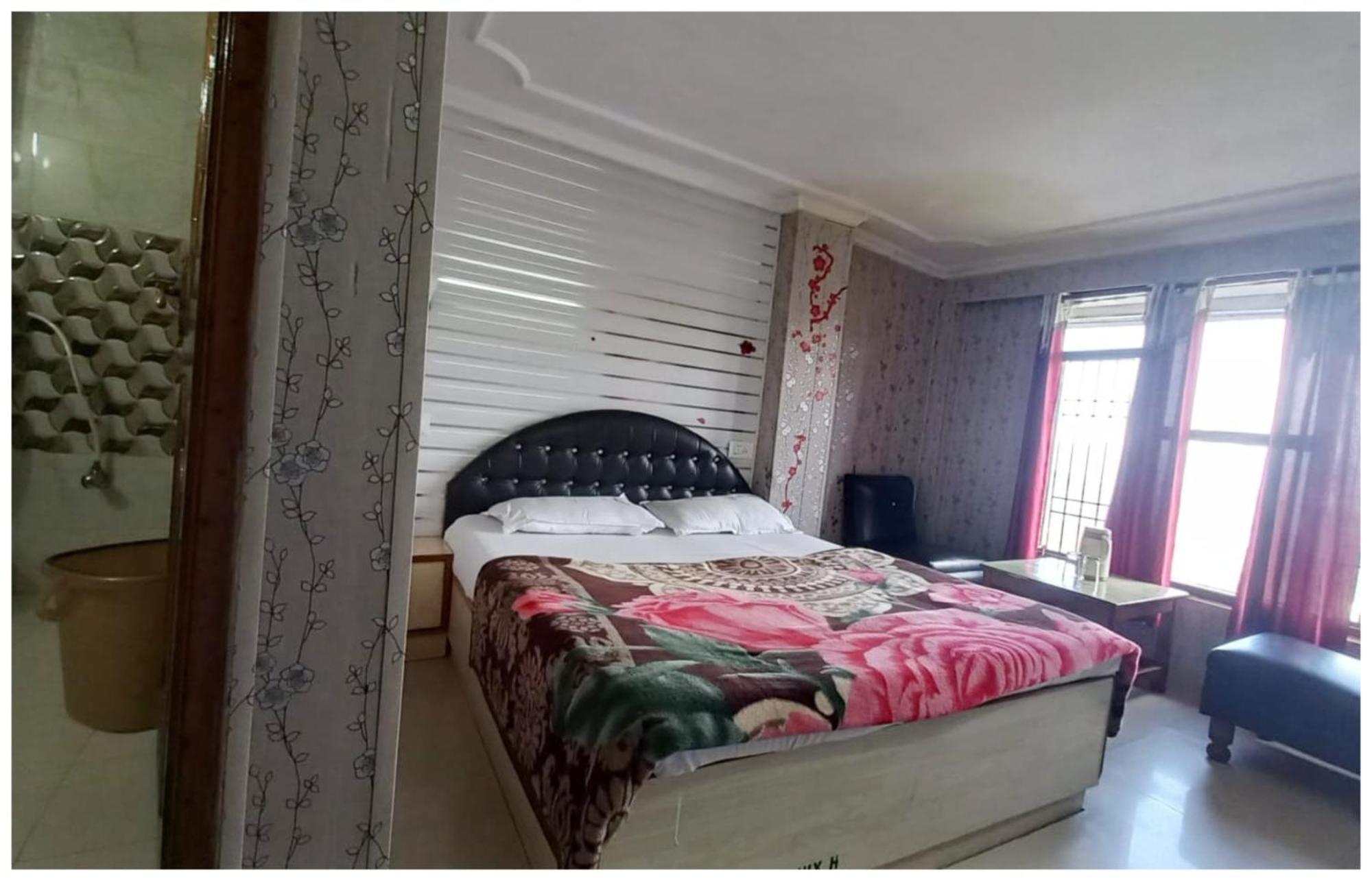 A Budget Hotel - H A R B A N S - Hygiene & Spacious Room Shimla Exterior foto